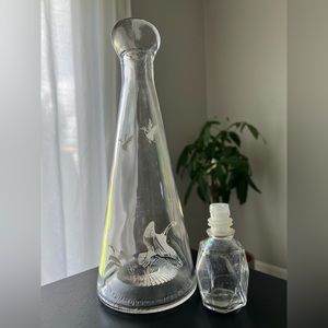 Vintage Glass Liquor Bottle/Decanter w/ Stopper Geese Post-Prohibition